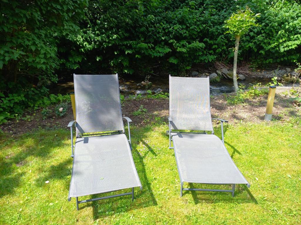 Ogród w obiekcie APPARTEMENT EN DUPLEX " LA DORDOGNE" dans maison individuelle