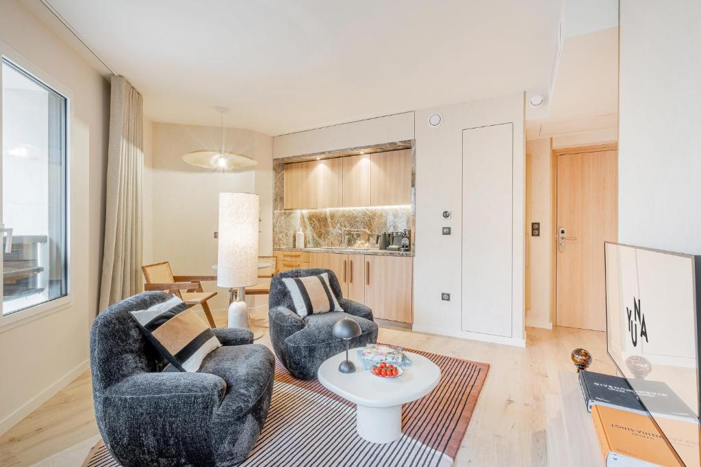 Kuchyň nebo kuchyňský kout v ubytování Yuna Porte-Maillot - ApartHotel