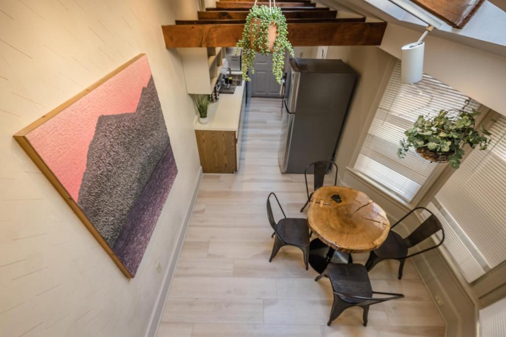 Row House Loft in Downtown Harrisburg near Hershey - Grenier
