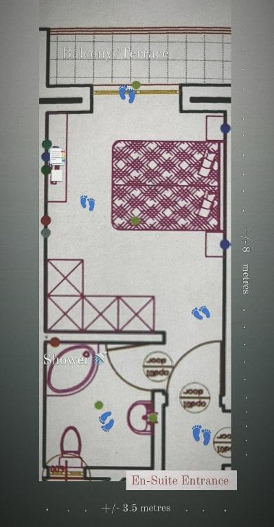 Central Private En-Suite with Balcony in shared residence - 17