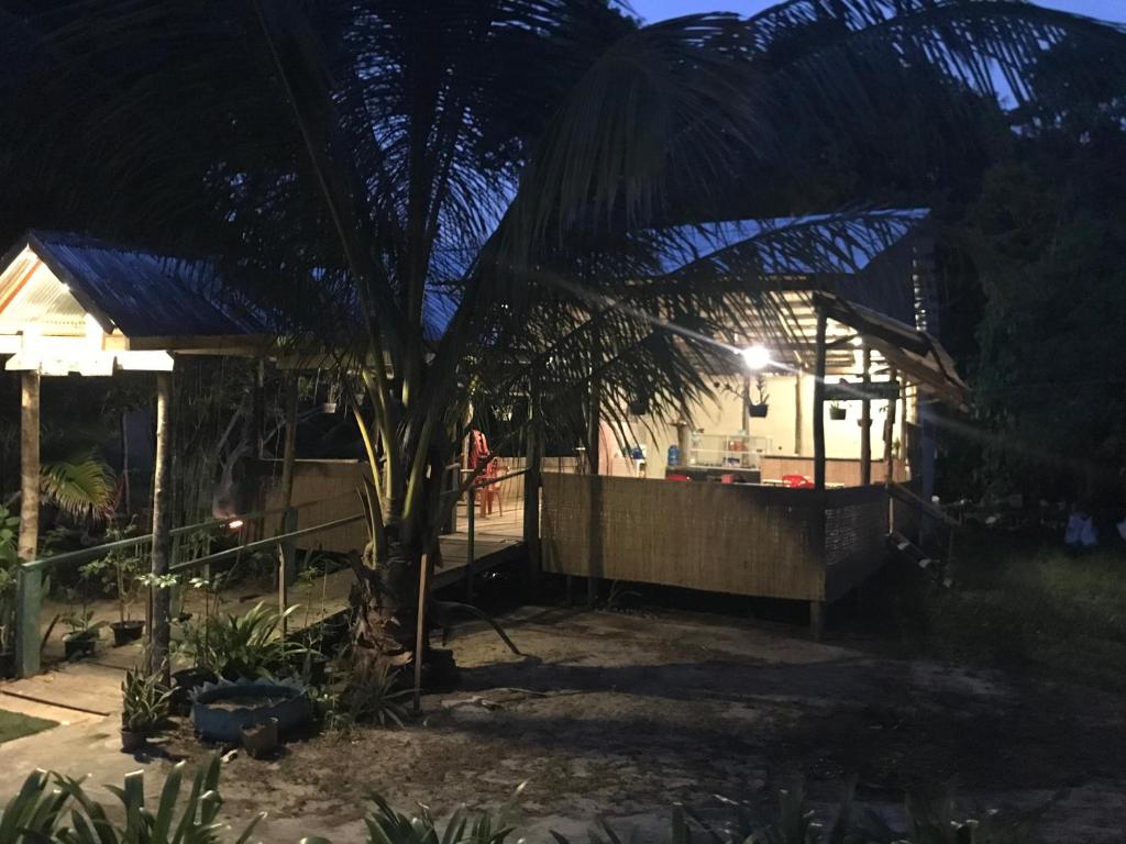 Zahrada ubytování Naks Shack