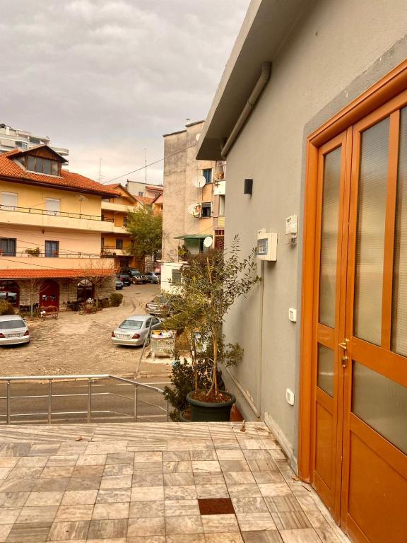 RENT ROOM -RENI - - Image 5