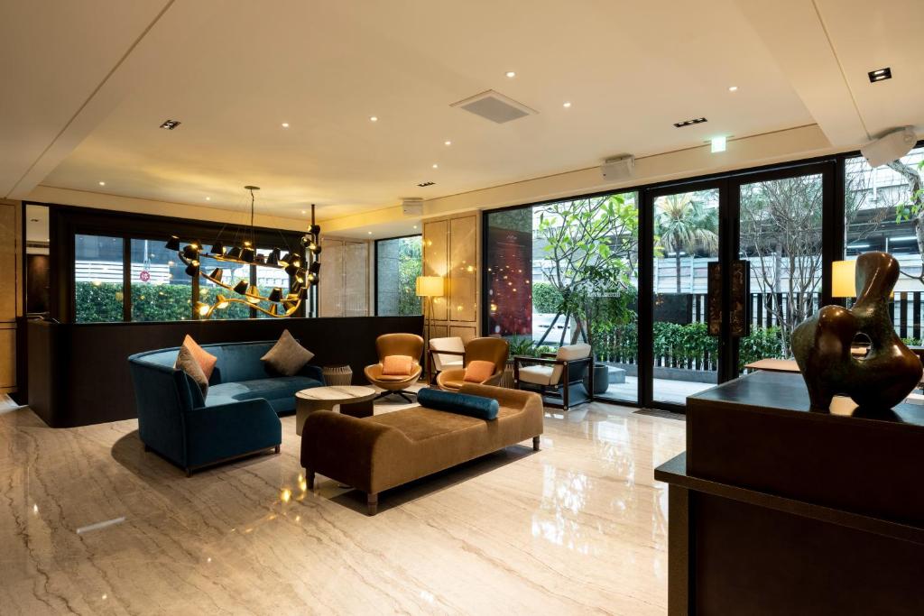 Posezení v ubytování Hotel Mvsa+Michelin 2 Starred Molino de Urdàniz