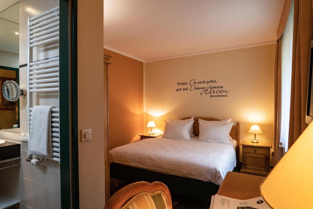 Trihotel Rostock - Wellnesshotel Adults Only - Standard Classic Street Side