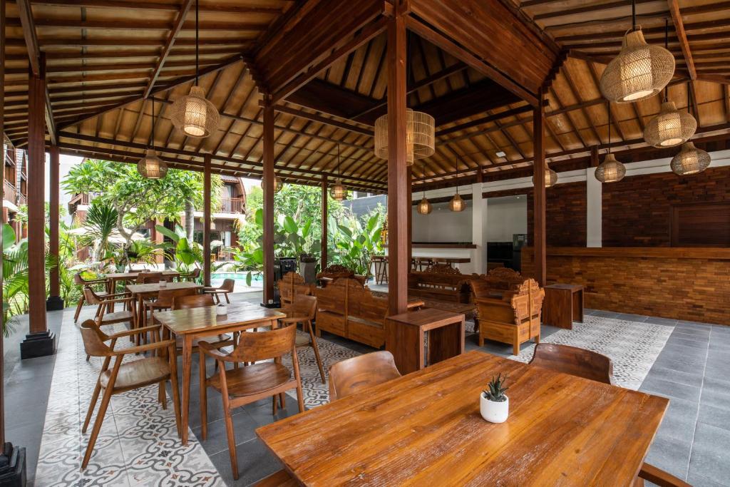 Restaurace v ubytování DADEKA Canggu
