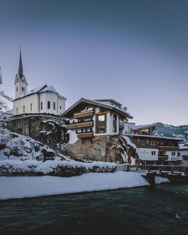 Apartment Margarethenstein with private sauna, including zell am See Kaprun summercard