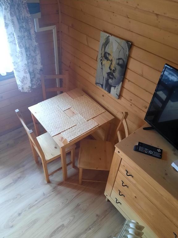 TV a/nebo společenská místnost v ubytování Willa Podgórska