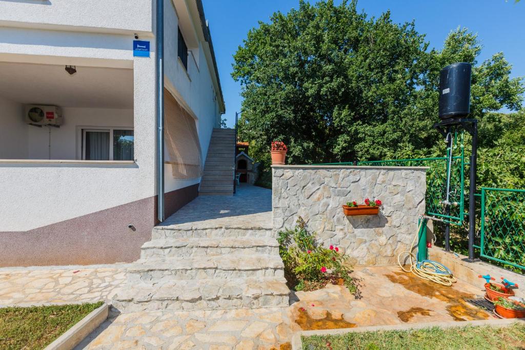Zahrada ubytování Apartments Stef