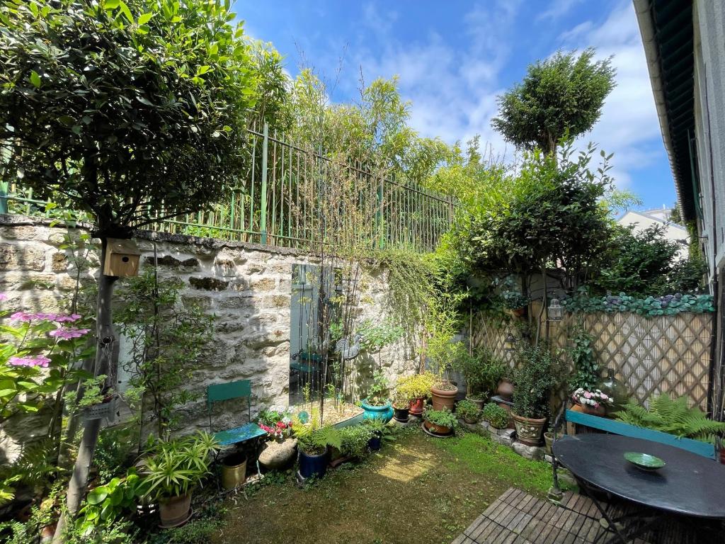 Fotografia z galérie ubytovania Artist House ; private courtyard, Paris center v Paríži