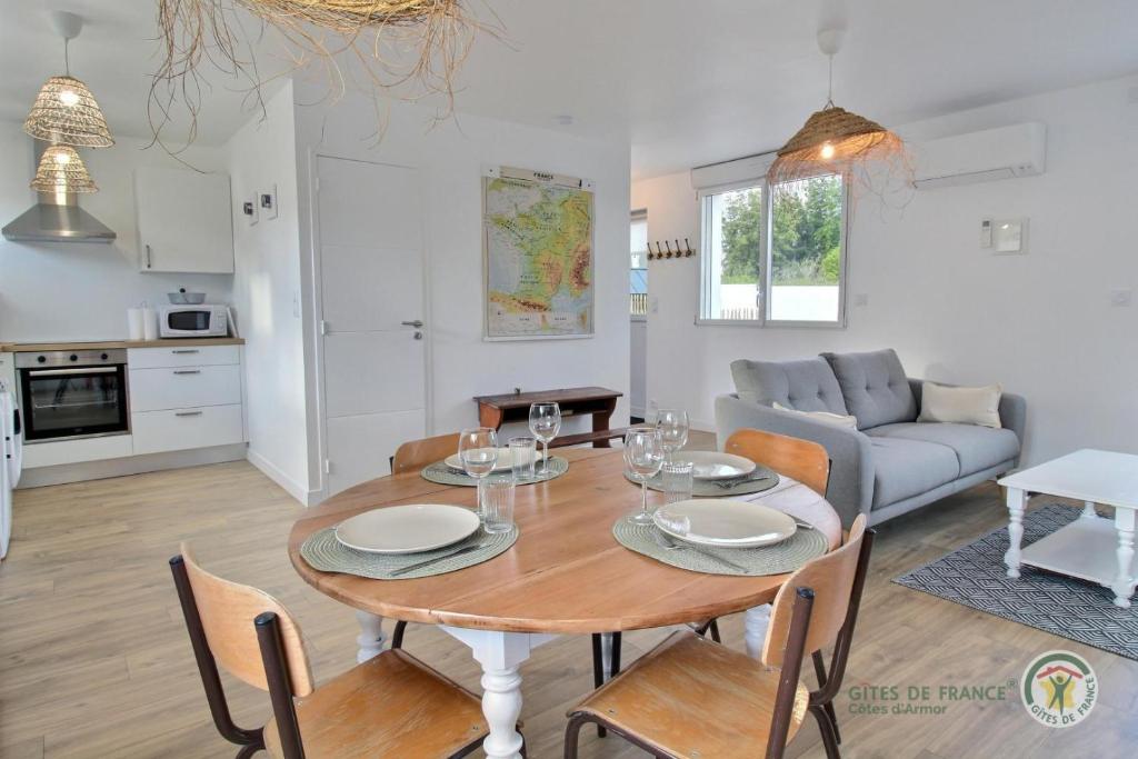 Dining area in the holiday home