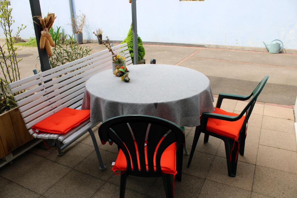 Balkón nebo terasa v ubytování Studio charmant à Valff avec jardin privé - 20 m²