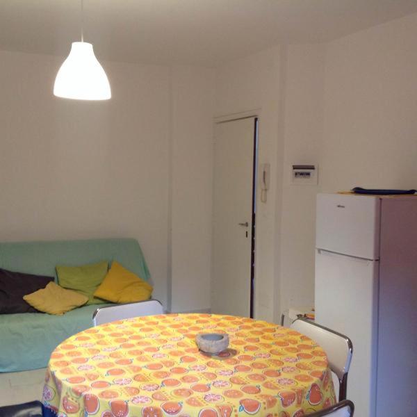Postel nebo postele na pokoji v ubytování Lido degli Estensi - condominio Ravenna