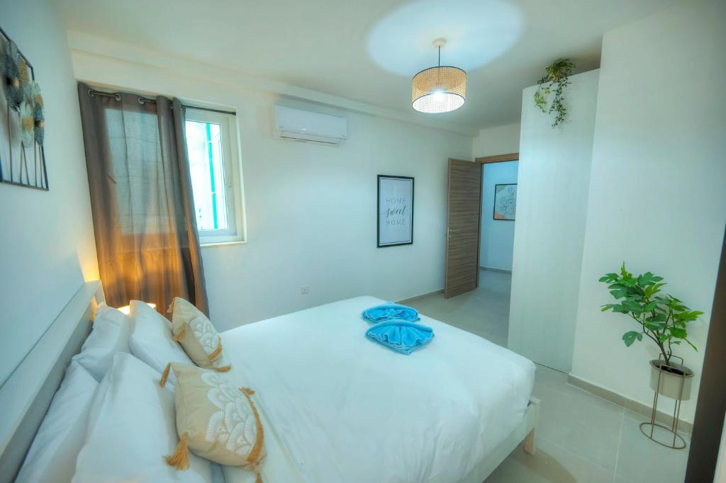 Postel nebo postele na pokoji v ubytování Spacious, bright & modern 3 bedrooms, balcony APIC1-1