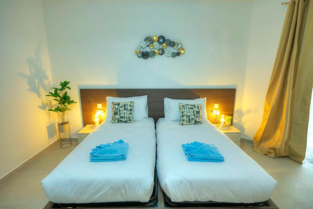 Postel nebo postele na pokoji v ubytování Spacious, bright & modern 3 bedrooms, balcony APIC1-1