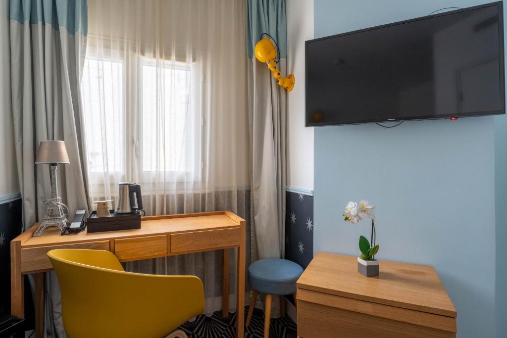 Hôtel Augustin - Astotel - Resim 39