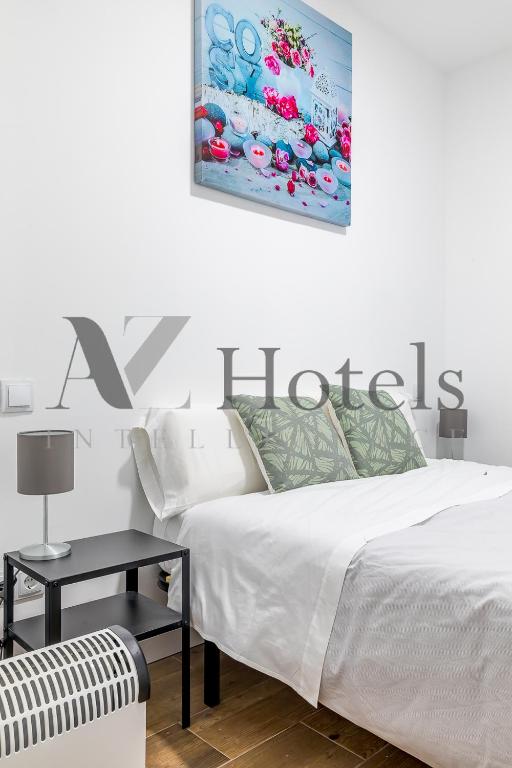 AYZ Luis Cabrera-Auto check-in property - Resim 1