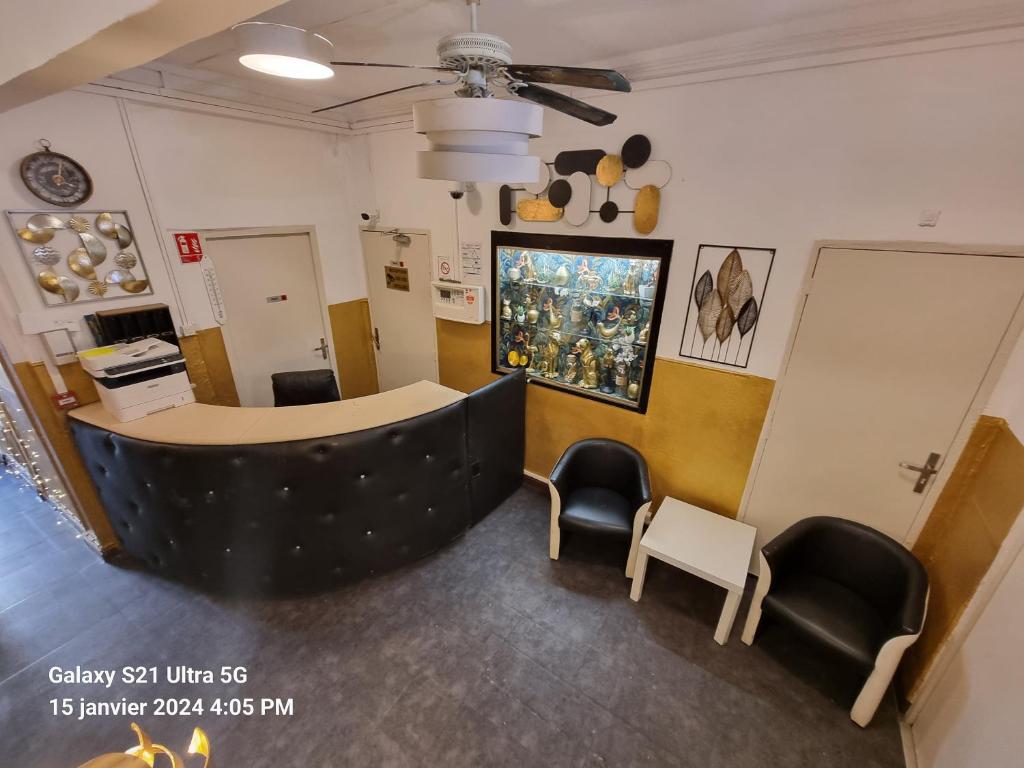 Hôtel des allées - Resim 17