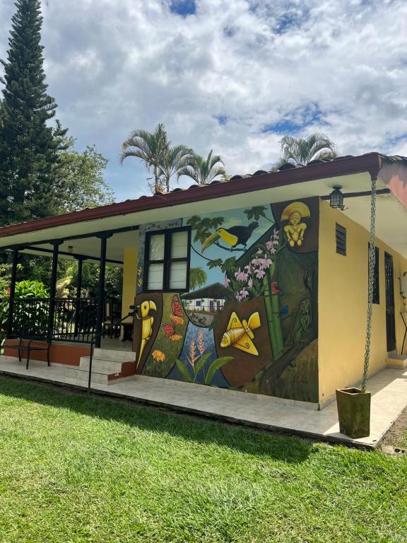 Giardino di Charming Nature House/ Finca Tradicional Cafetera