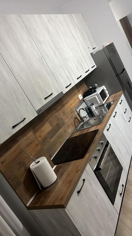 Lungo Mare the city center apartment in Vlore 38 - Image 8