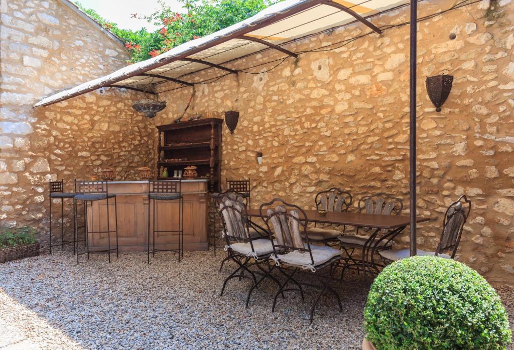 Patio nebo venkovní prostory v ubytování La Louvière des Bruyères