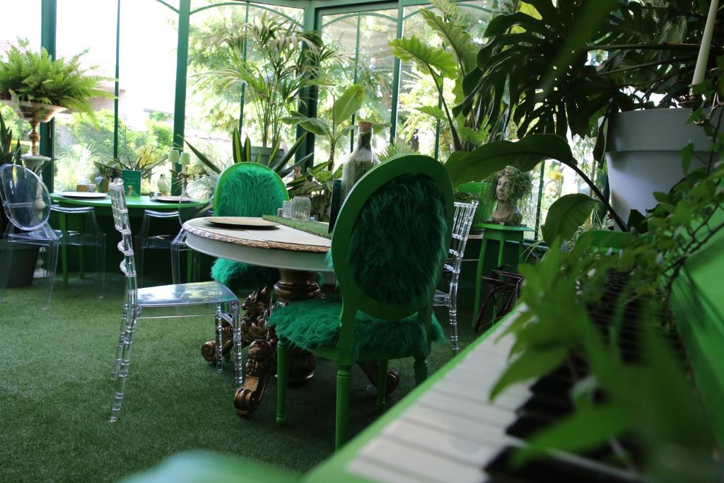 Zahrada ubytování Taty Ginette Maison et Table d'Hôtes