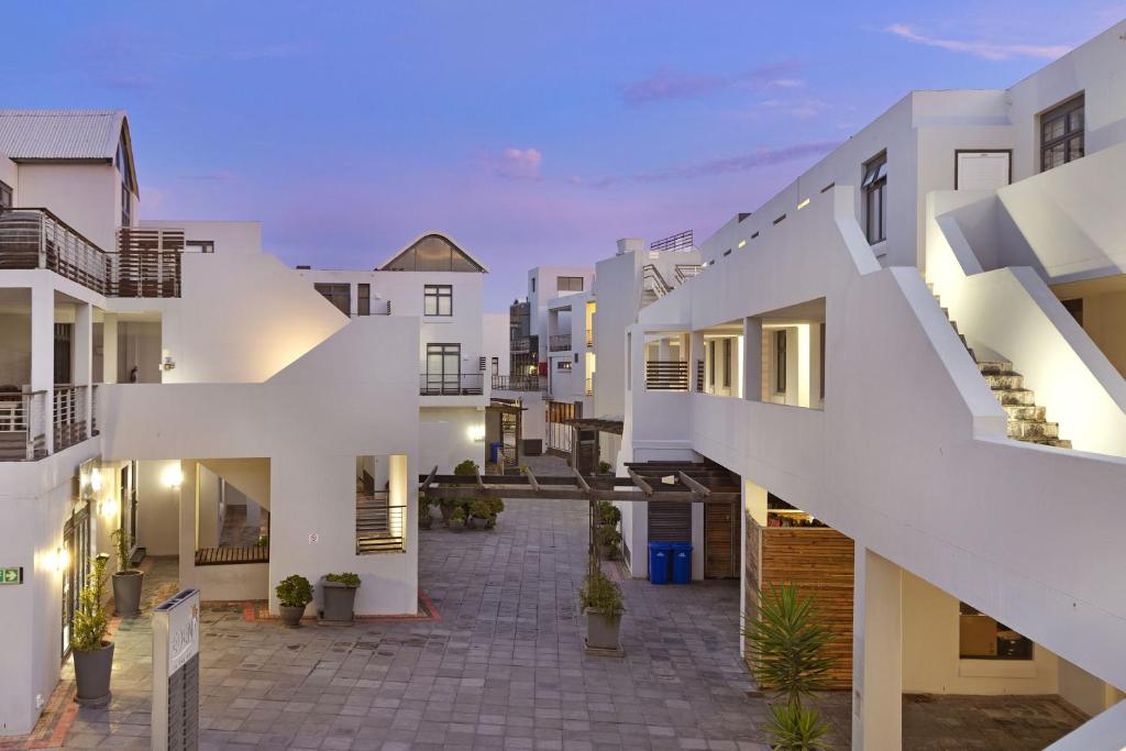 Eden on the Bay 192, Big Bay Precios actualizados 2024