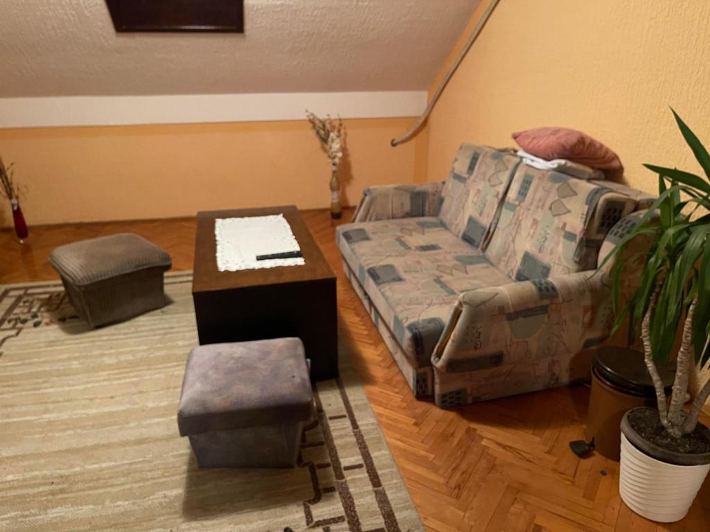 LAVRNIĆ - Twin Room