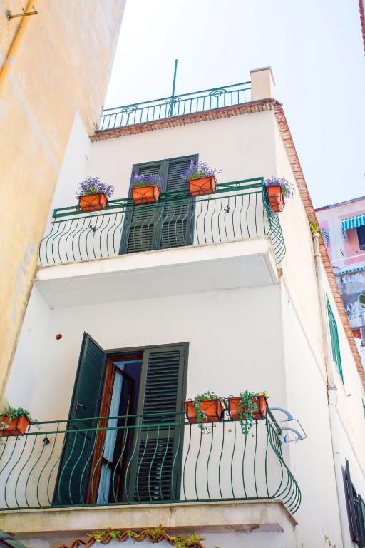 Balkón nebo terasa v ubytování Amalfi Apartments Design centro storico