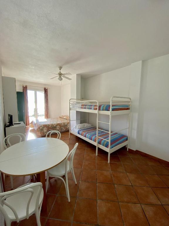 Postel nebo postele na pokoji v ubytování Agriturismo L'Ulivo E Il Mare
