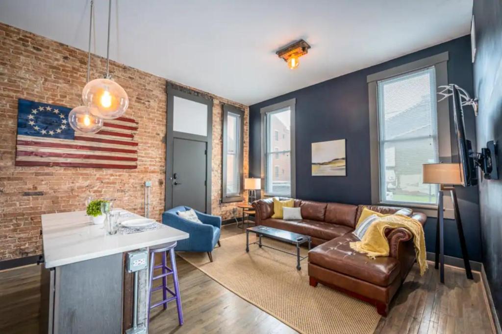 Apartment Luxury Loft Heart of Over the Rhine, Cincinnati, OH