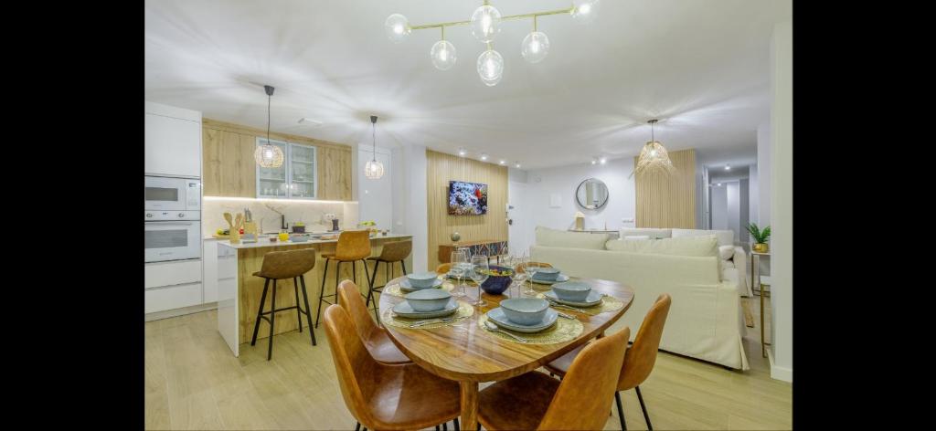 Picasso 2 Luxury - 1