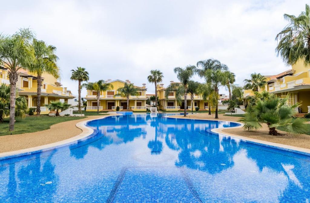 an image of a swimming pool at a resort at NEW!! 3 Bedroom Villa - Cabanas Tavira in Alvisquer