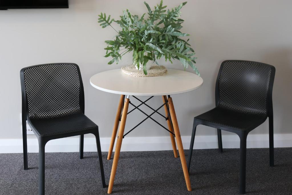 St Kilda Studio - Resim 12