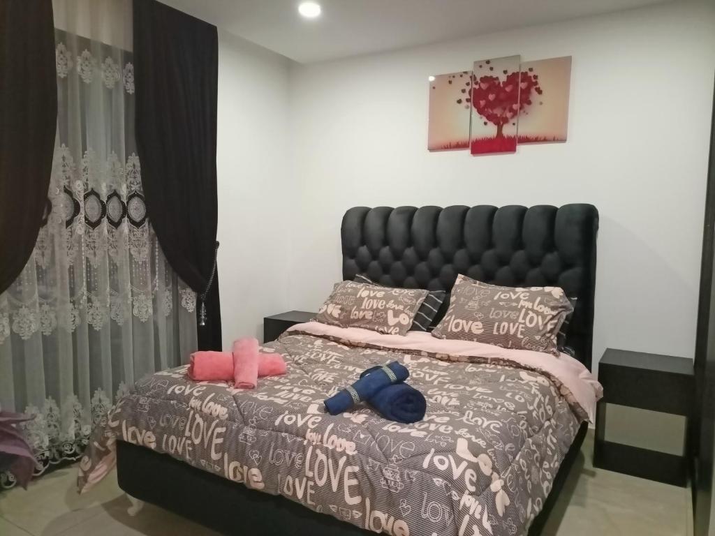 Appartement lux vue sur mer客房内的一张或多张床位