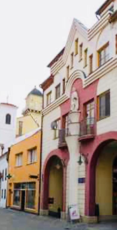 Budova, kde se aparthotel nachází