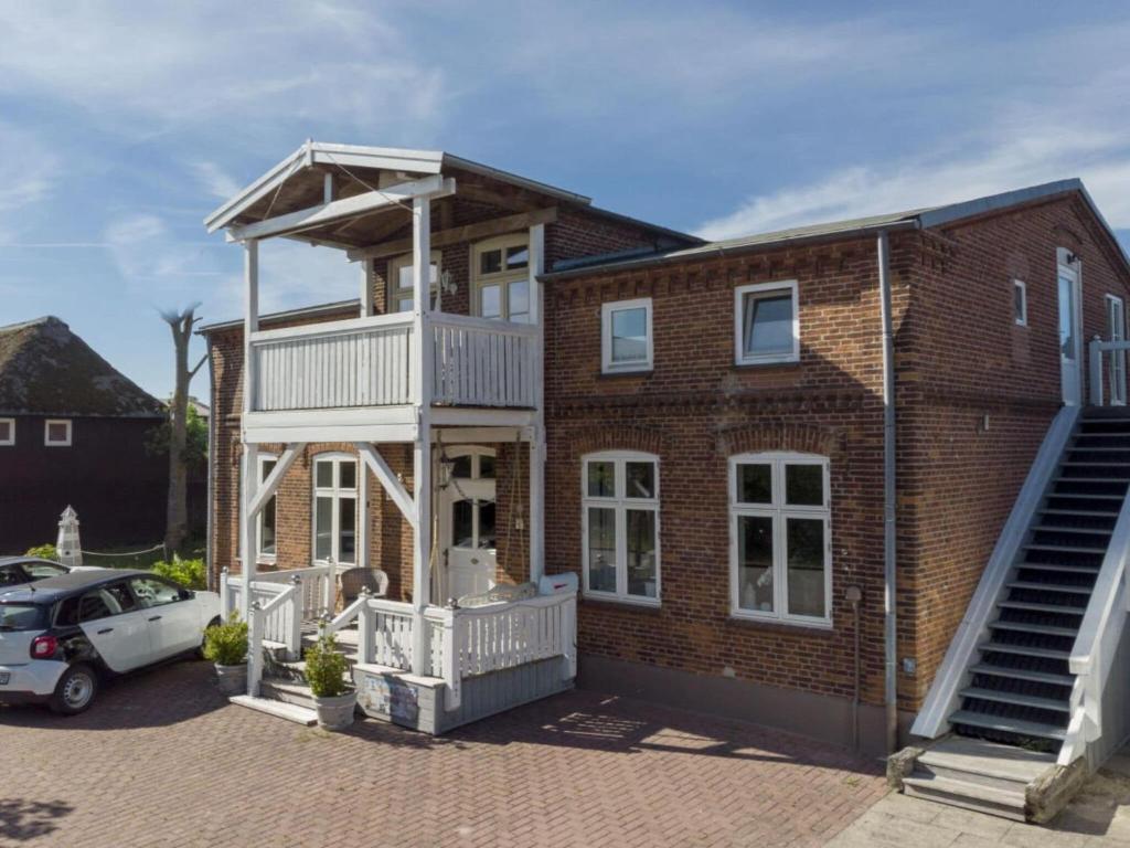 Το κτήριο όπου στεγάζεται  το διαμέρισμα