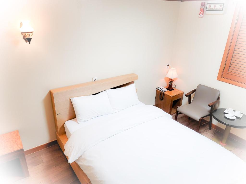 Noble Hotel - Habitación Doble