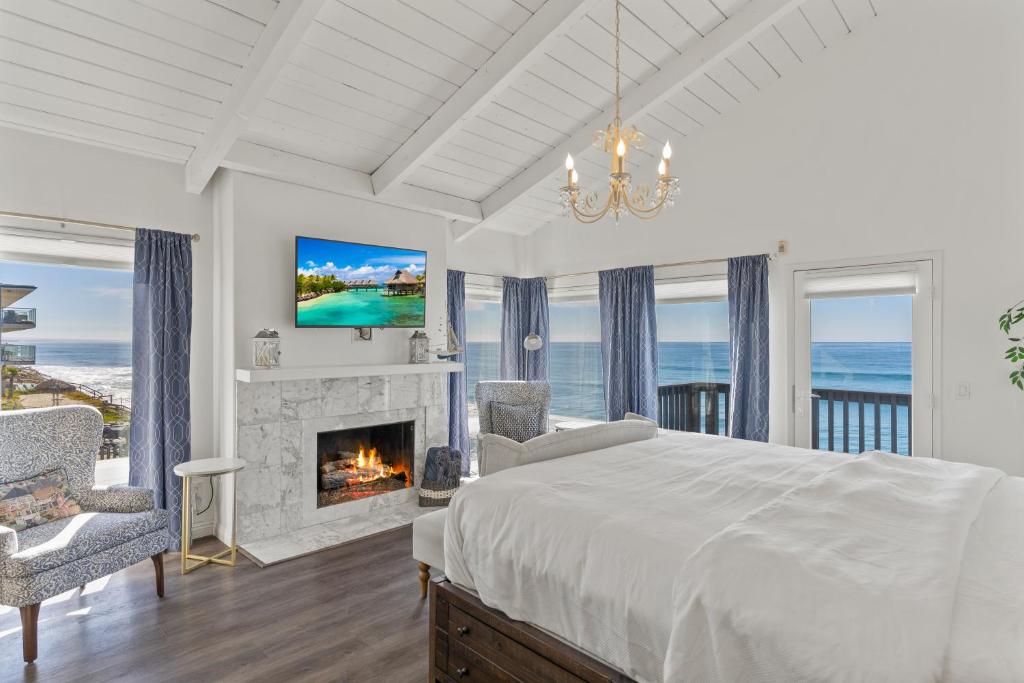 Romantic Getaway - Luxury Oceanfront Studio - Private Balcony ... - Private Oceanfront Rentals With Bedroom And Balcony