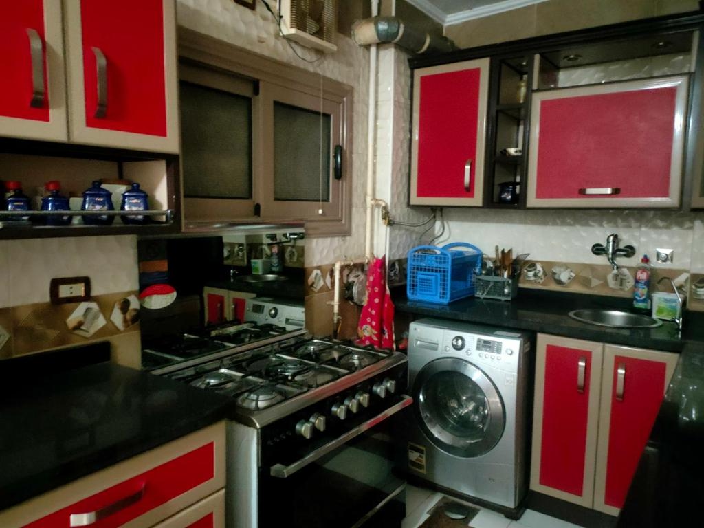 Köök või kööginurk majutusasutuses شقه غرفتين نوم