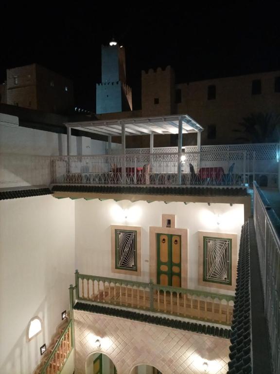 Balkón nebo terasa v ubytování Dar Baaziz 3