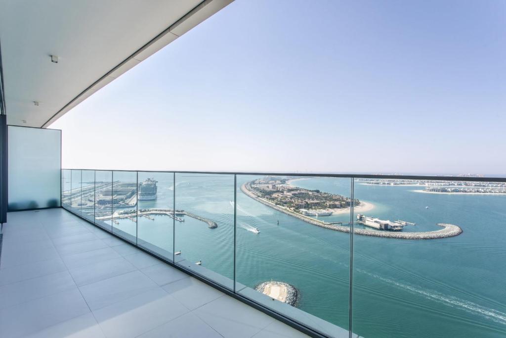 Frank Porter - Beach Vista Tower 1, Dubai – Updated 2024 Prices