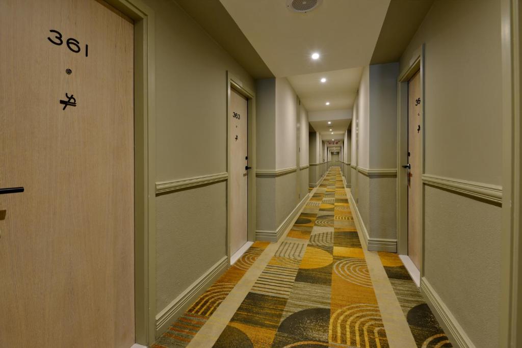 Фотография из галереи City Lodge Hotel V&A Waterfront в Кейптауне
