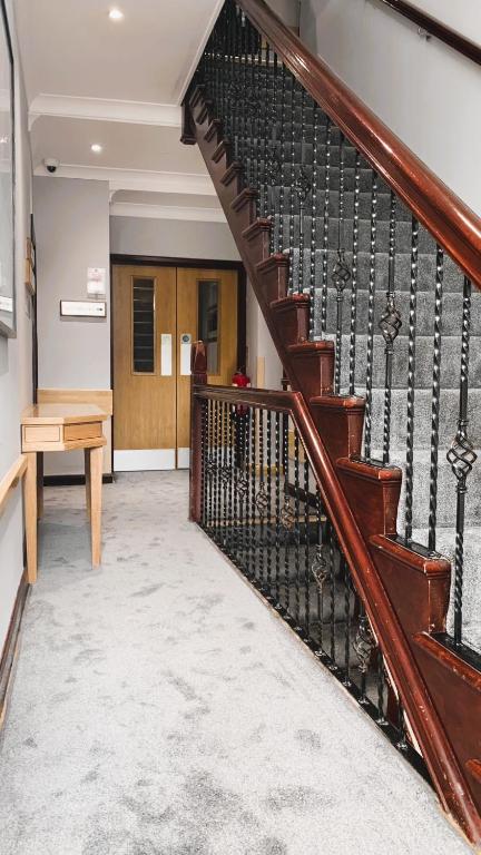 Eurotraveller Hotel- Express (Elephant & Castle) - Resim 19