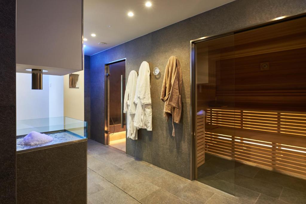 Loft con piscina e SPA privata a Carobais 7