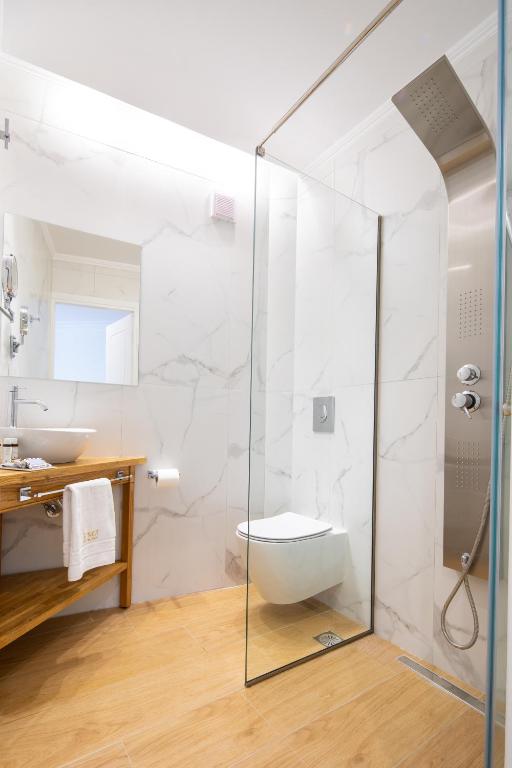 Vener Suites - Resim 33