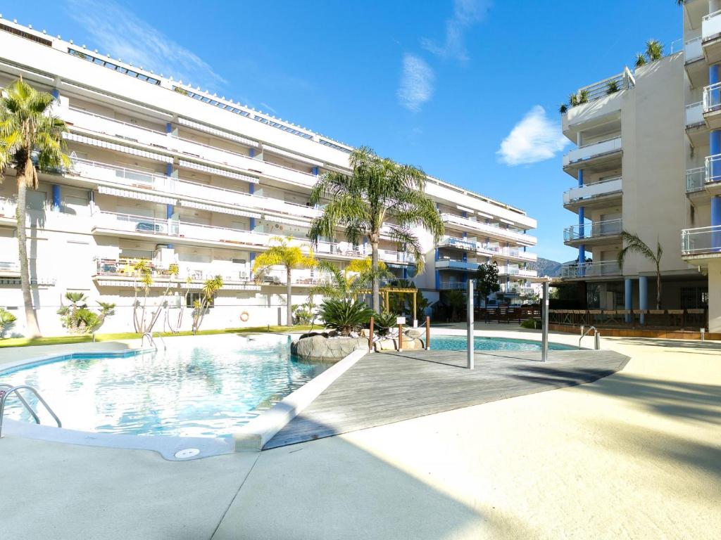 Fotografia z galérie ubytovania Apartamento luminoso con piscina comunitaria, cerca de la playa y centro de Santa Margarita, Roses - ES-228-119 v destinácii Roses