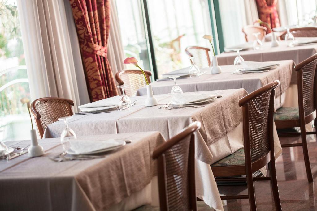Restaurace v ubytování Hotel Zeus