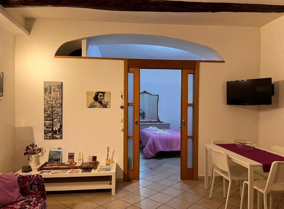 Posteľ alebo postele v izbe v ubytovaní Mini-Flat TOLEDO
