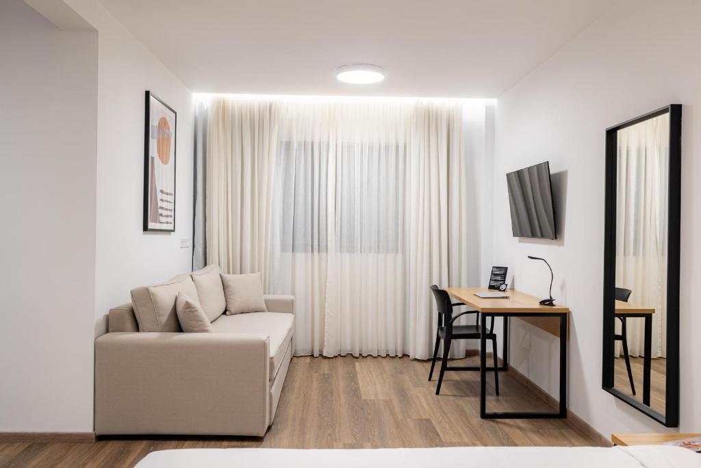 Earos Urban Living - 16