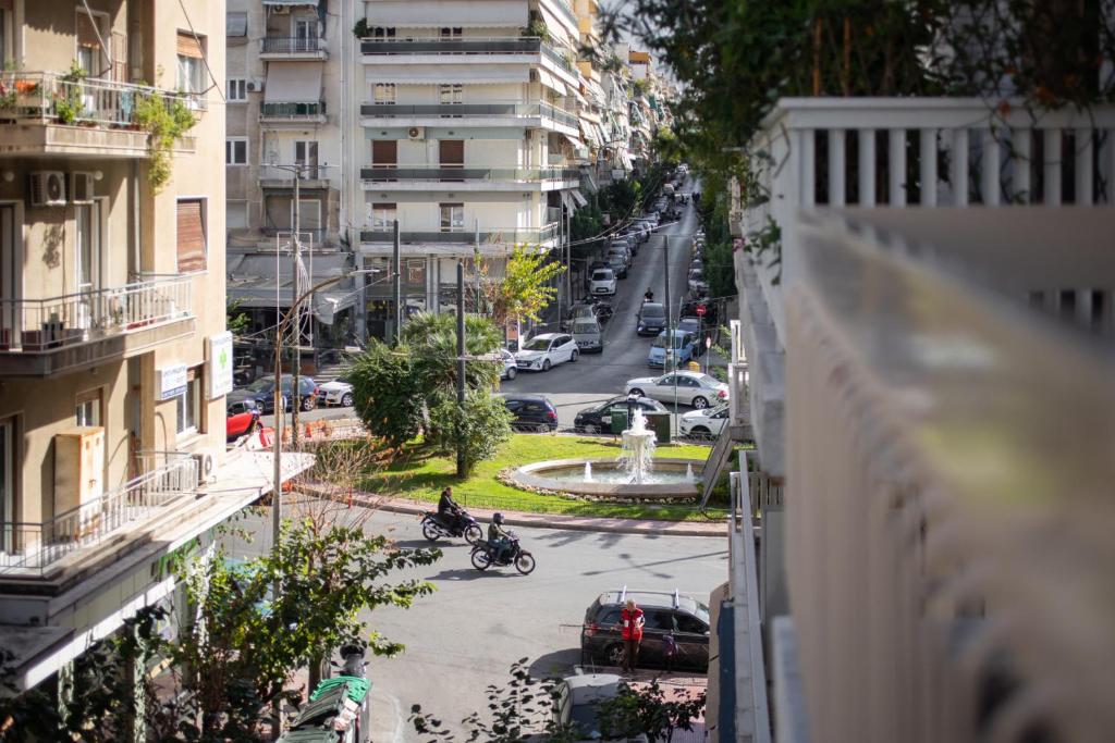 Zephyr 3-Bedroom Apartment in Athens